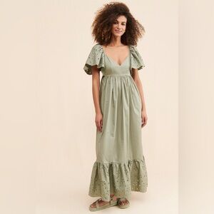 En Saison Barnette Green Maxi Flutter Sleeve Dress